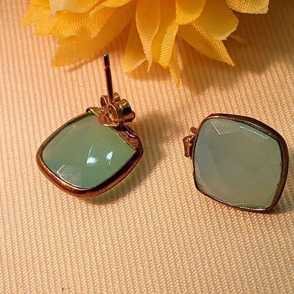 Best Silver, New, 18kGold-Plated Sterling Silver Oval Genuine Moonstone Earrings - Picture 2 of 7